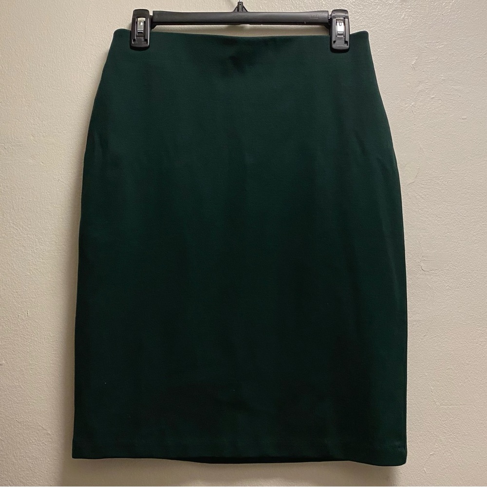 Philosophy Ponte Knit Pencil Skirt • Dark green w/ gold zip